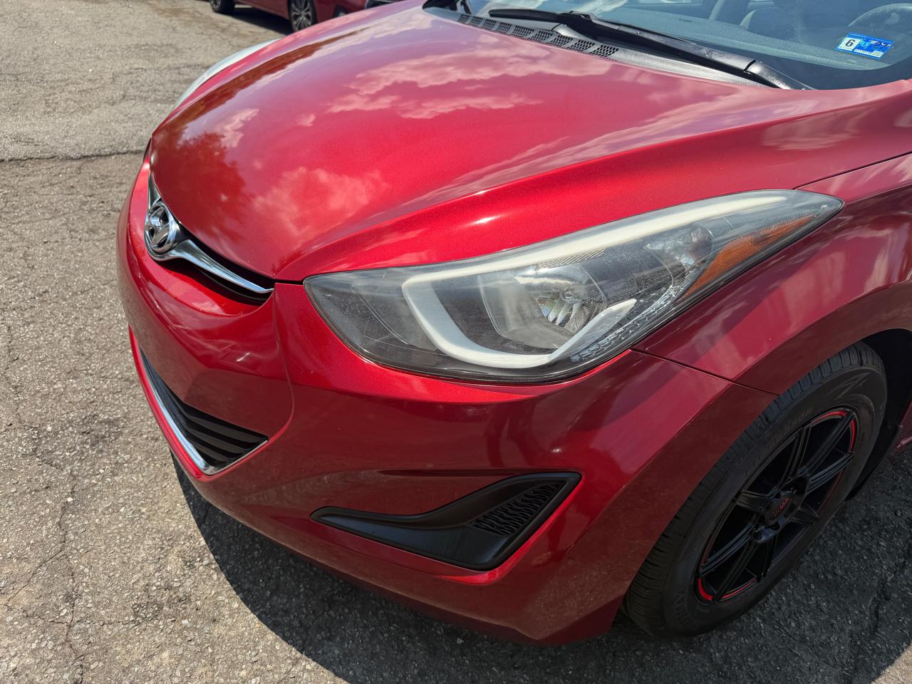 Hyundai Elantra SE 6AT 2016