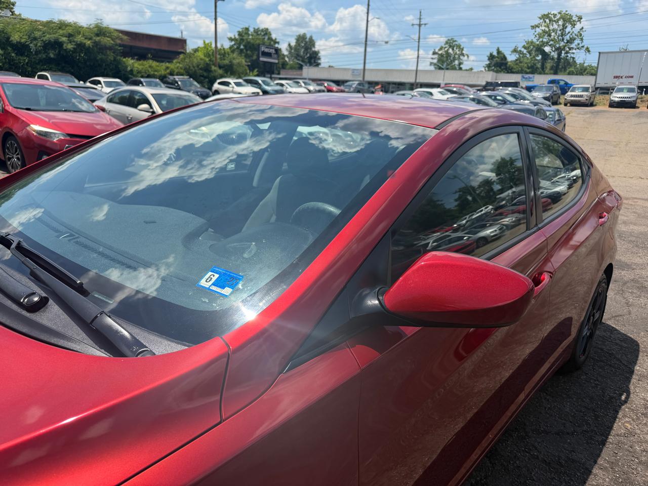 Hyundai Elantra SE 6AT 2016