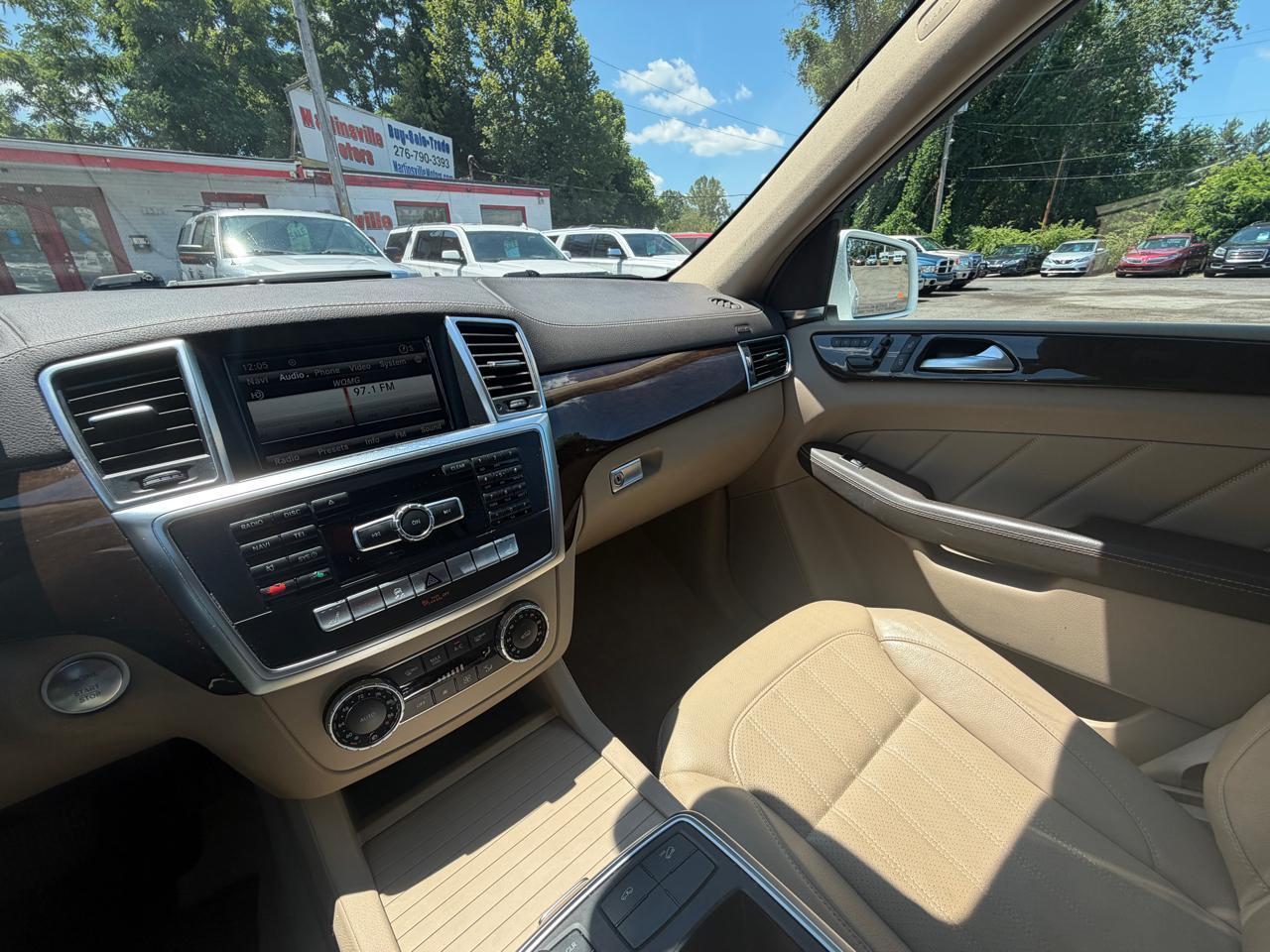 Mercedes-Benz GL-Class  2016