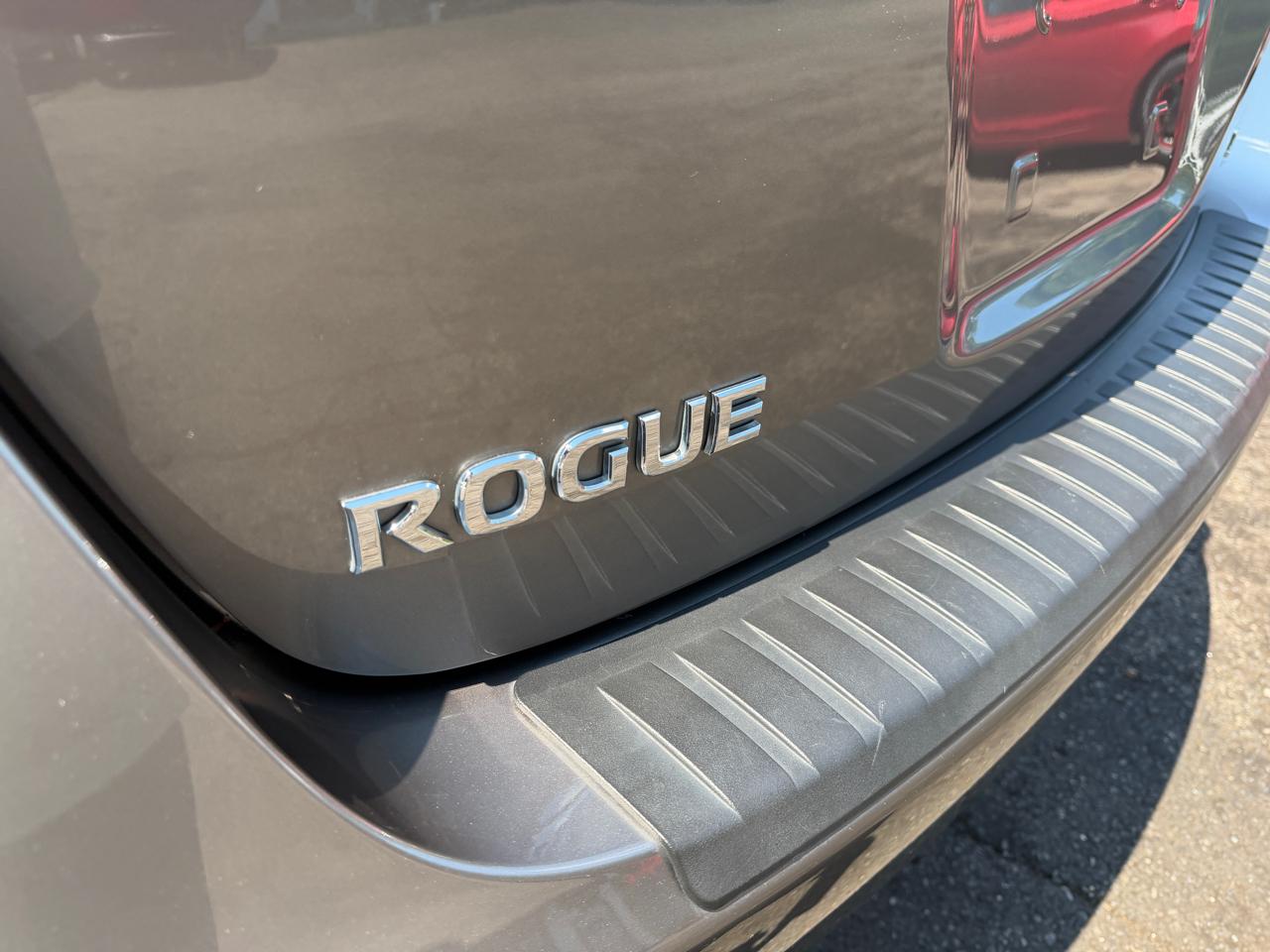 Nissan Rogue S 2WD 2013