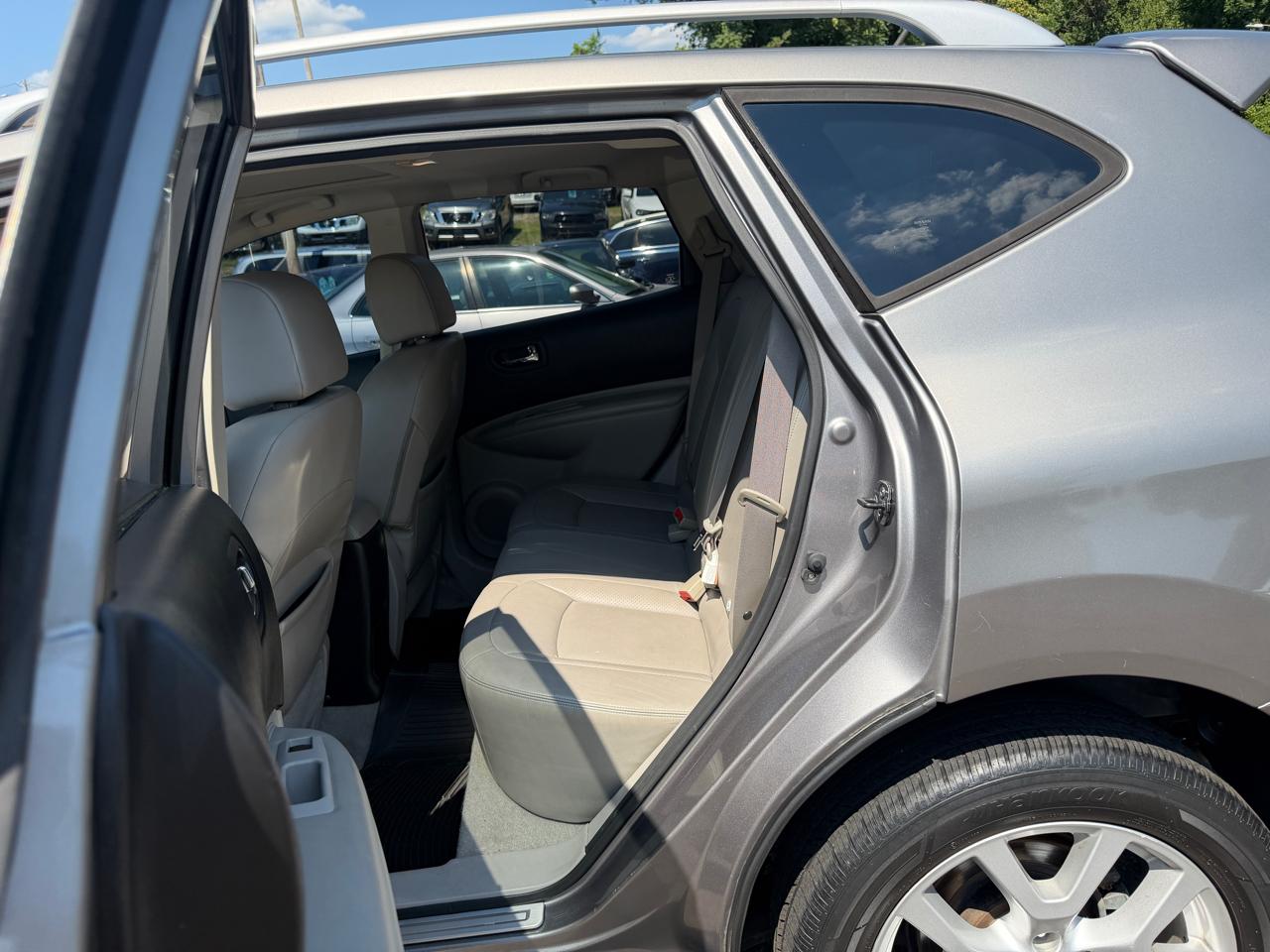 Nissan Rogue S 2WD 2013