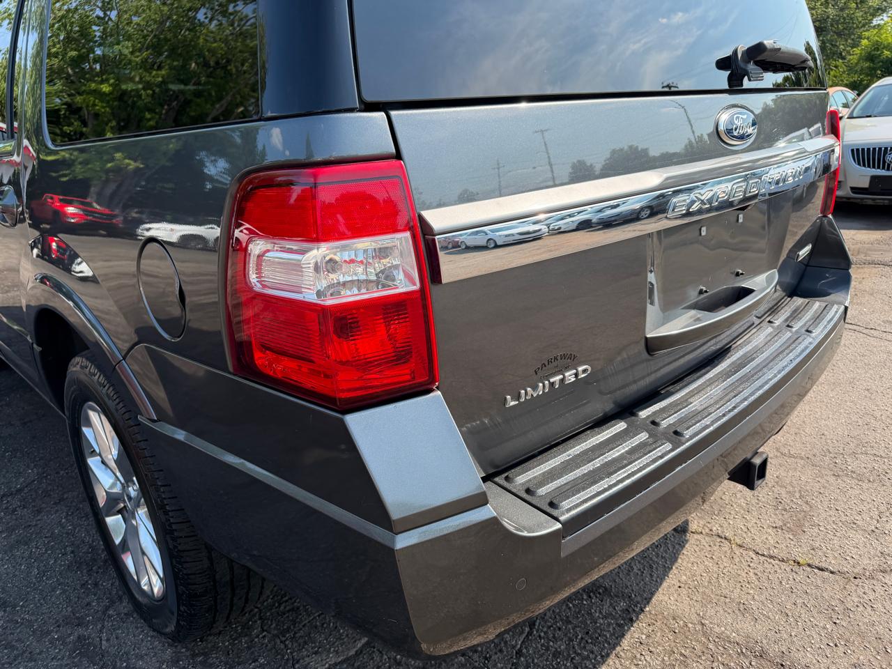 Ford Expedition Limited 2WD 2015