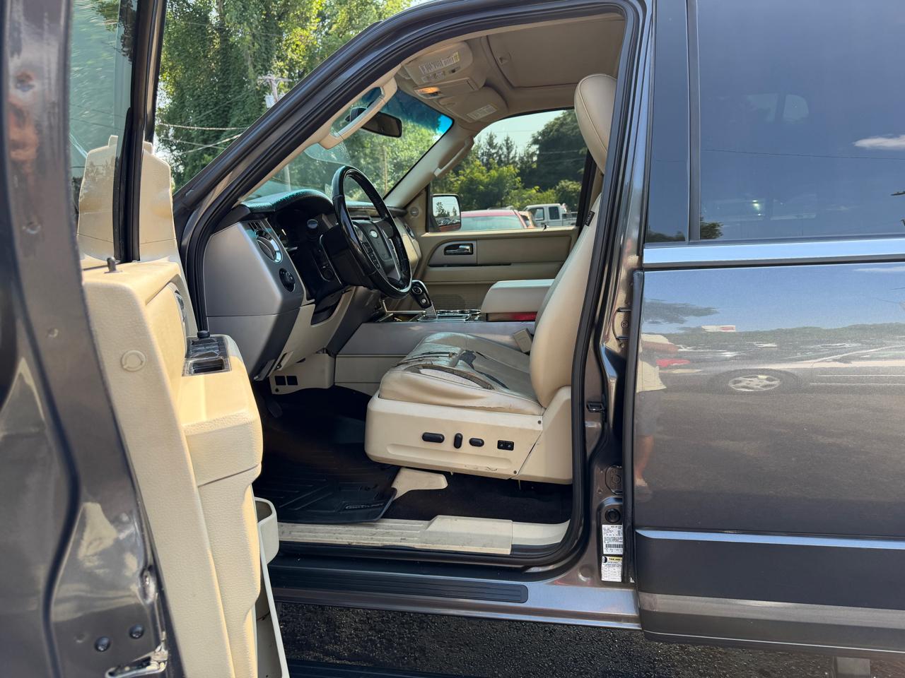 Ford Expedition Limited 2WD 2015