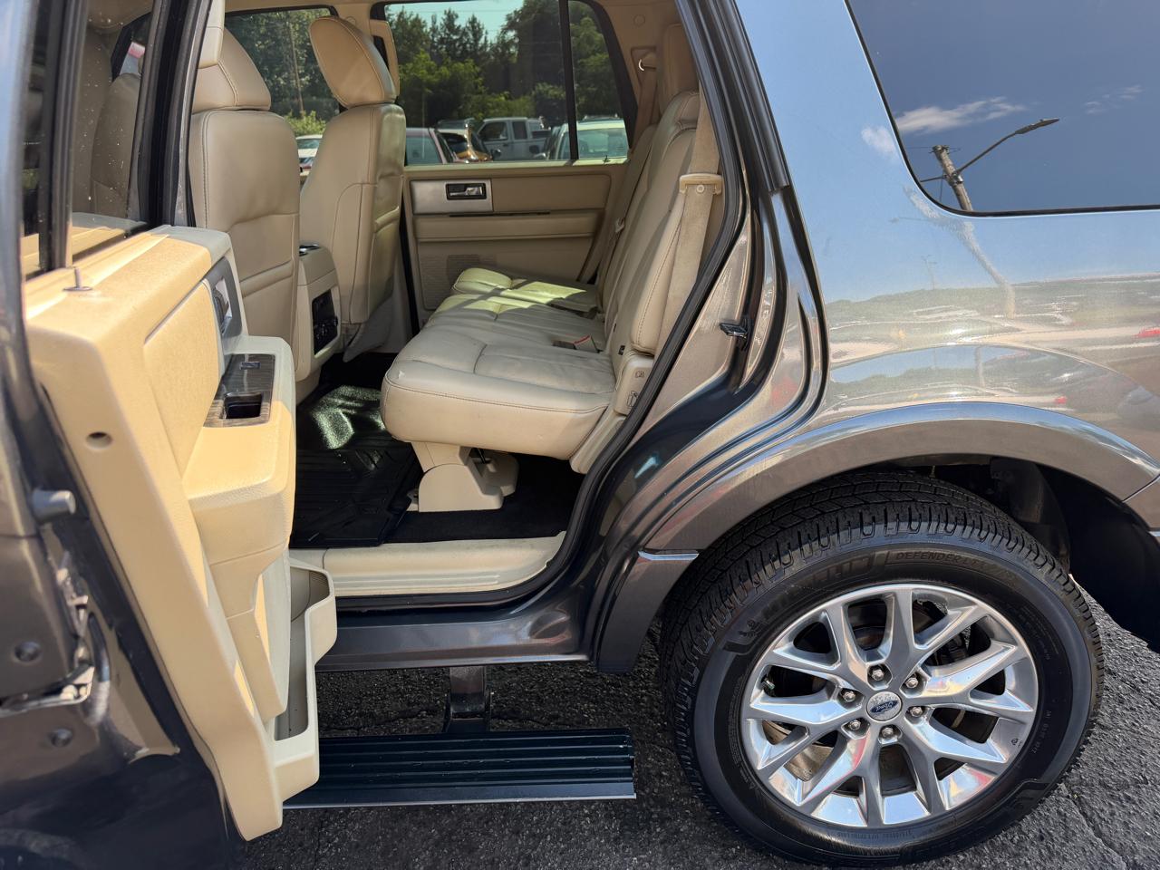 Ford Expedition Limited 2WD 2015