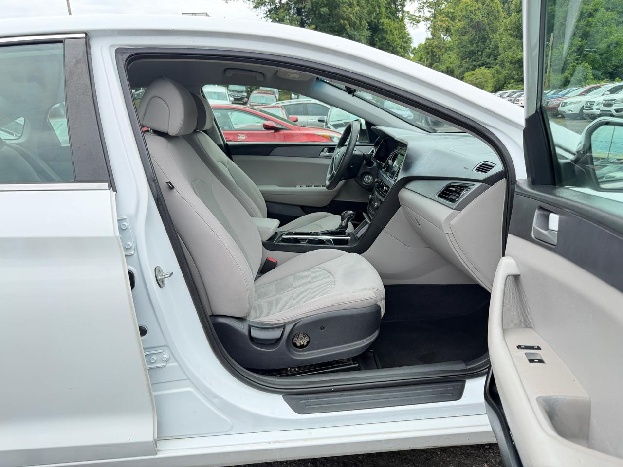 Hyundai Sonata SE 2016