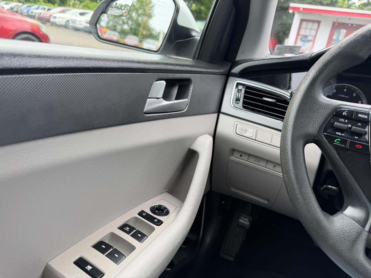 Hyundai Sonata SE 2016