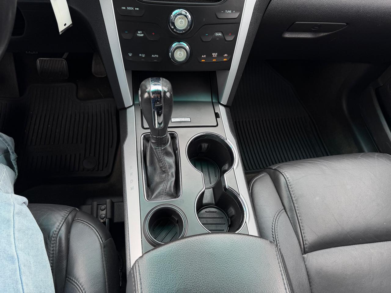 Ford Explorer XLT 2015