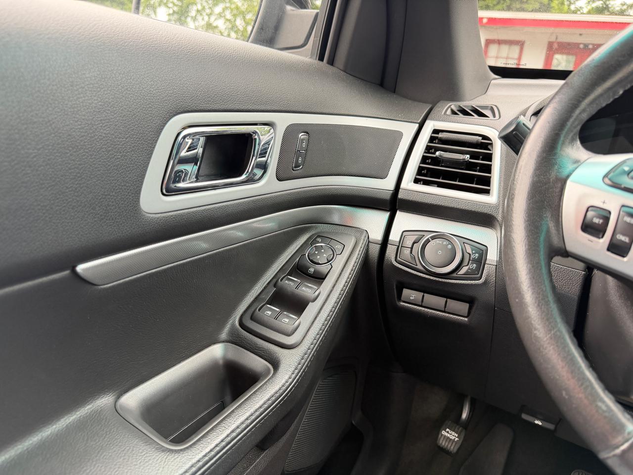 Ford Explorer XLT 2015