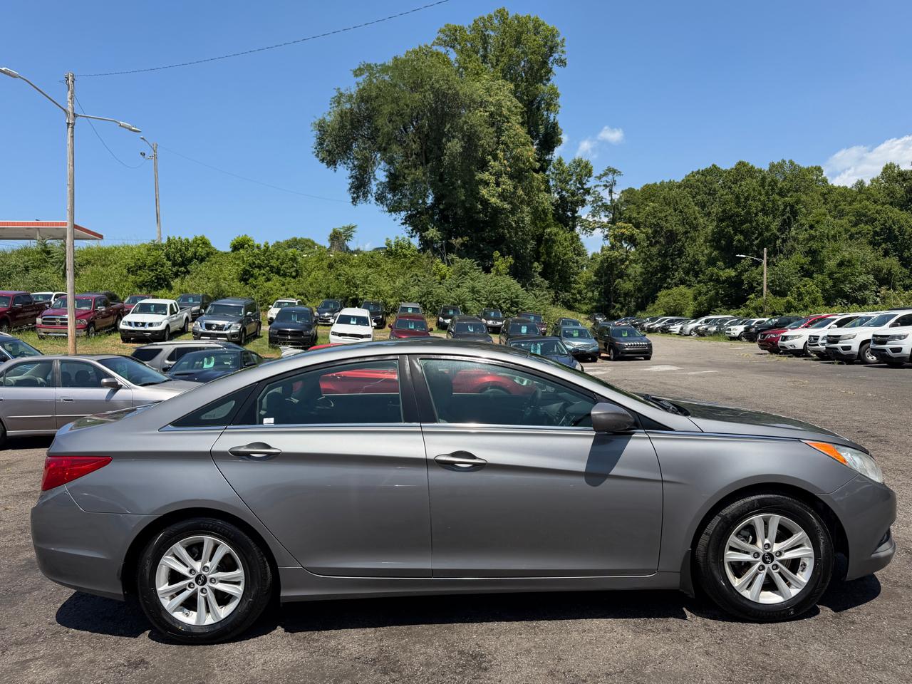 Hyundai Sonata GLS 2012