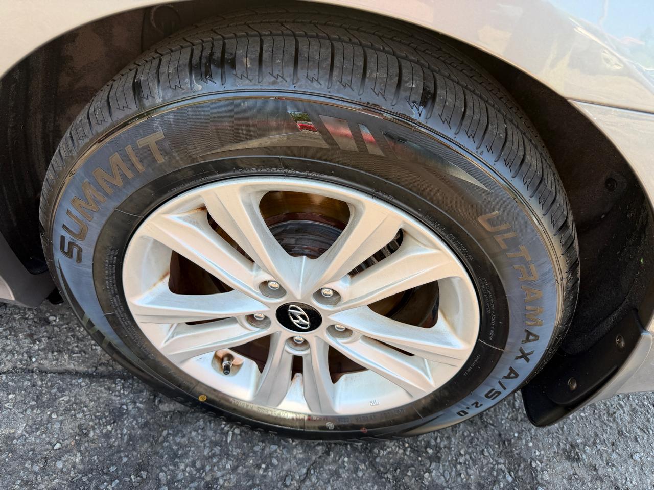 Hyundai Sonata GLS 2012