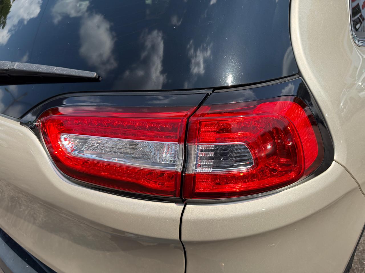 Jeep Cherokee  2015