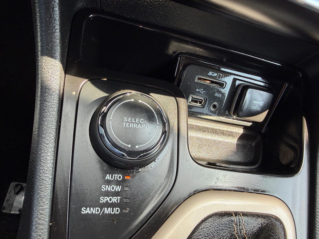 Jeep Cherokee  2015