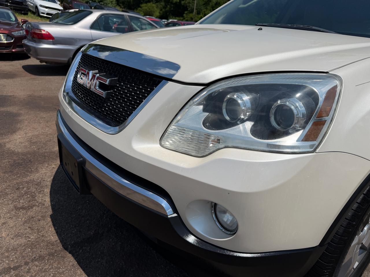 GMC Acadia  2011