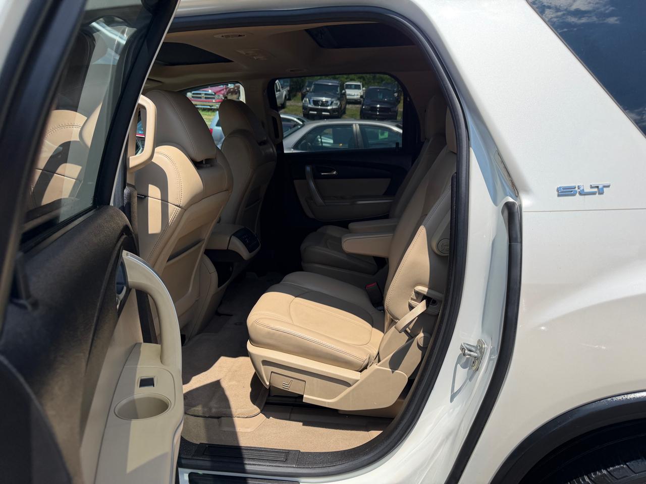 GMC Acadia  2011