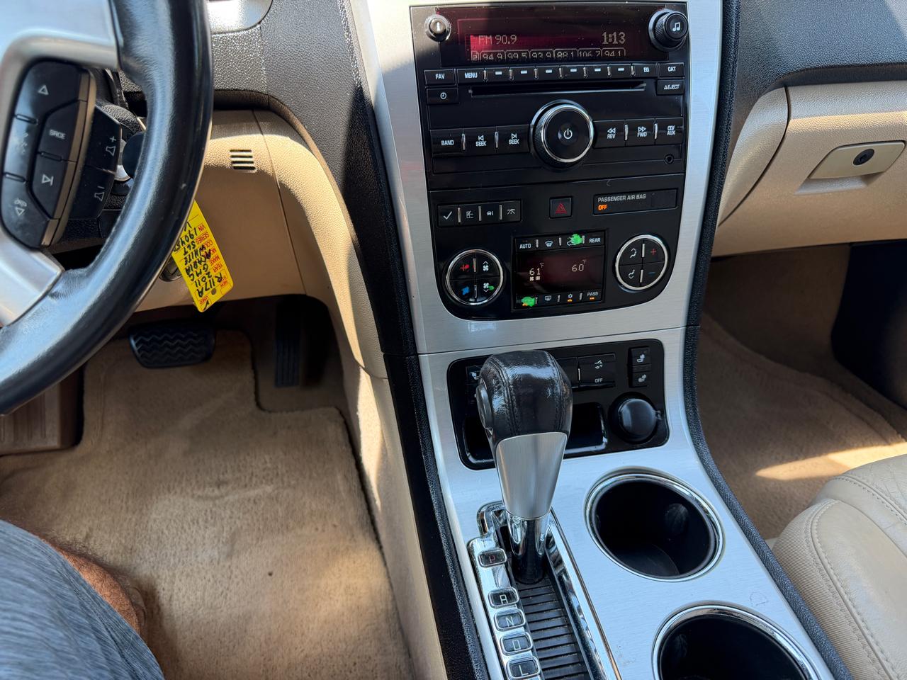 GMC Acadia  2011