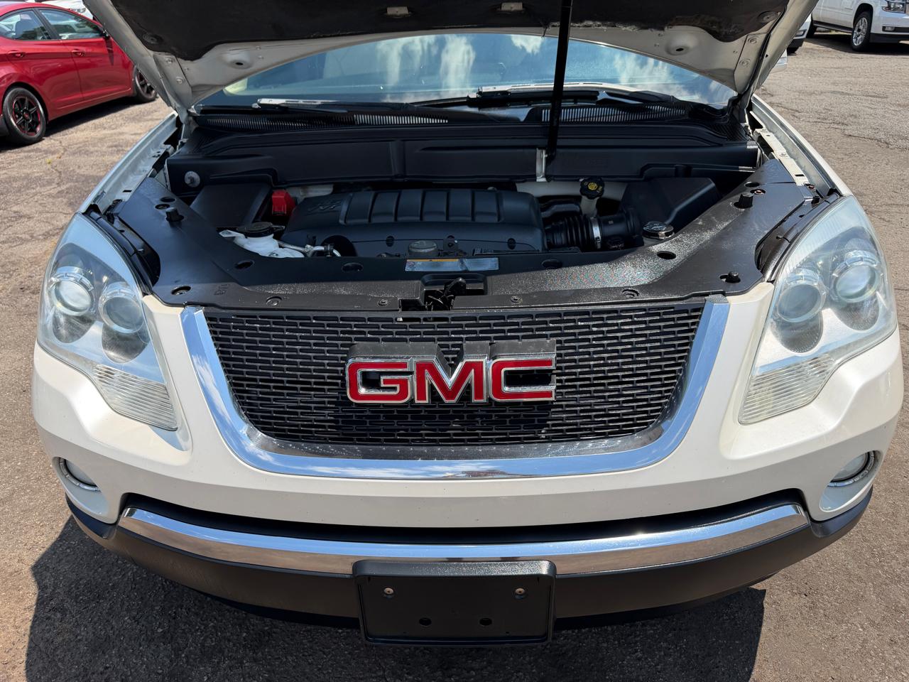 GMC Acadia  2011