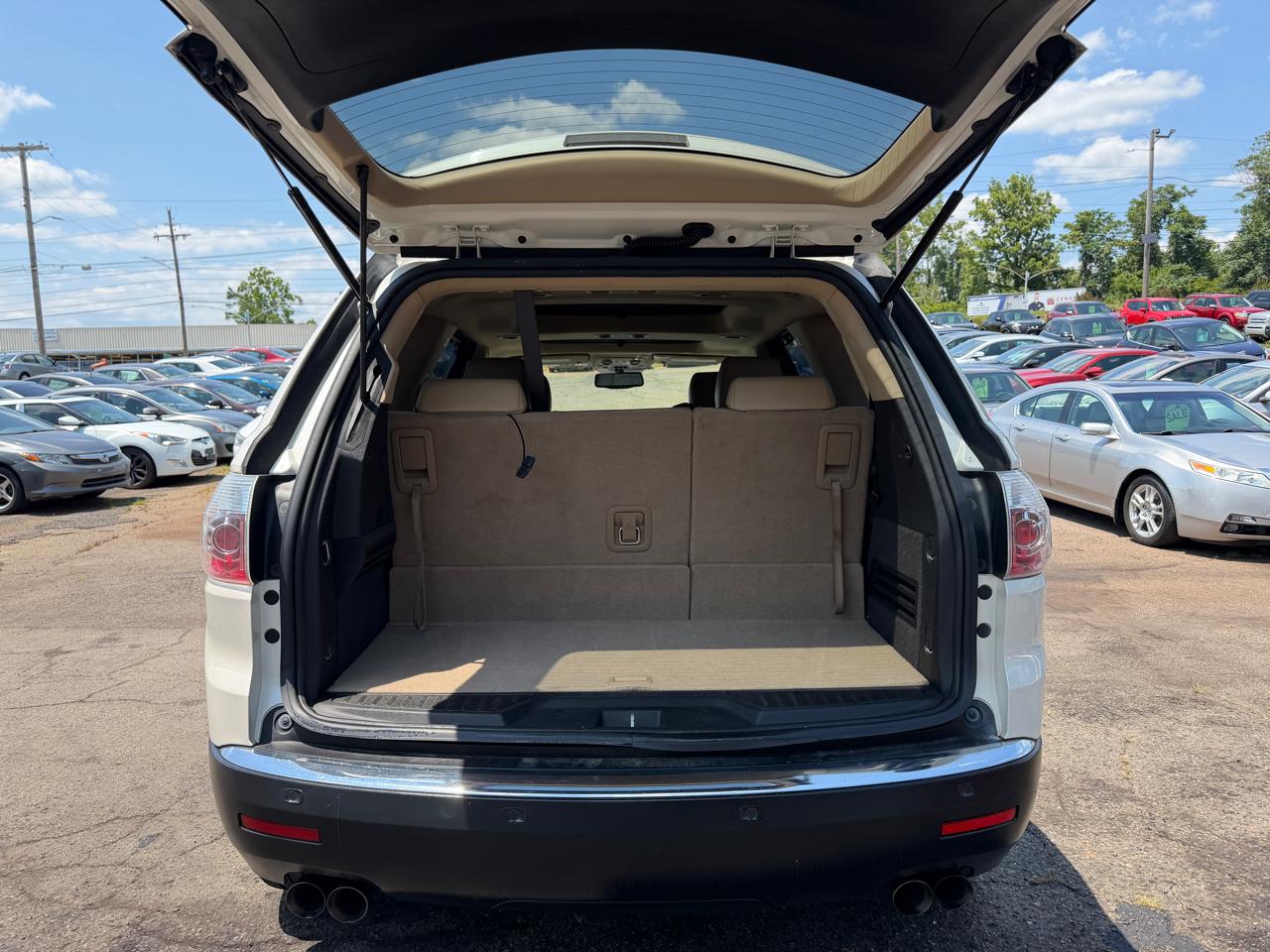 GMC Acadia  2011