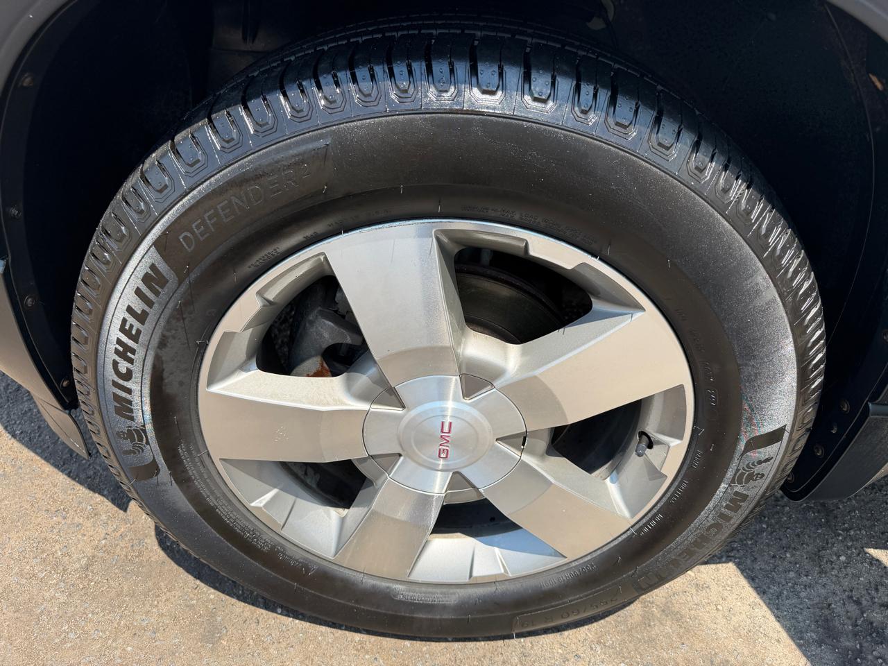 GMC Acadia  2011