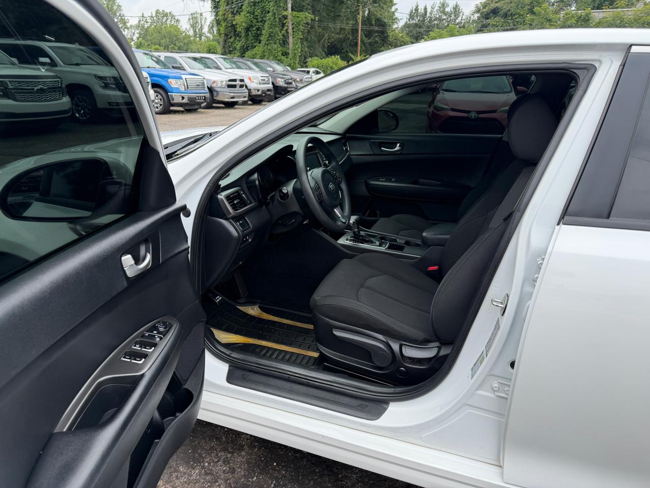 Kia Optima LX 2017