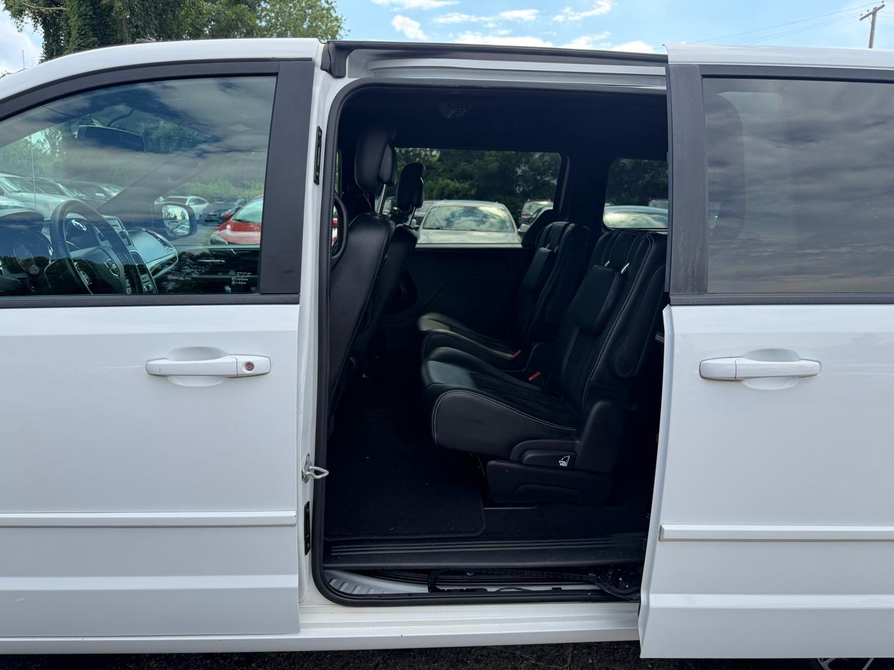 Dodge Grand Caravan SXT 2016