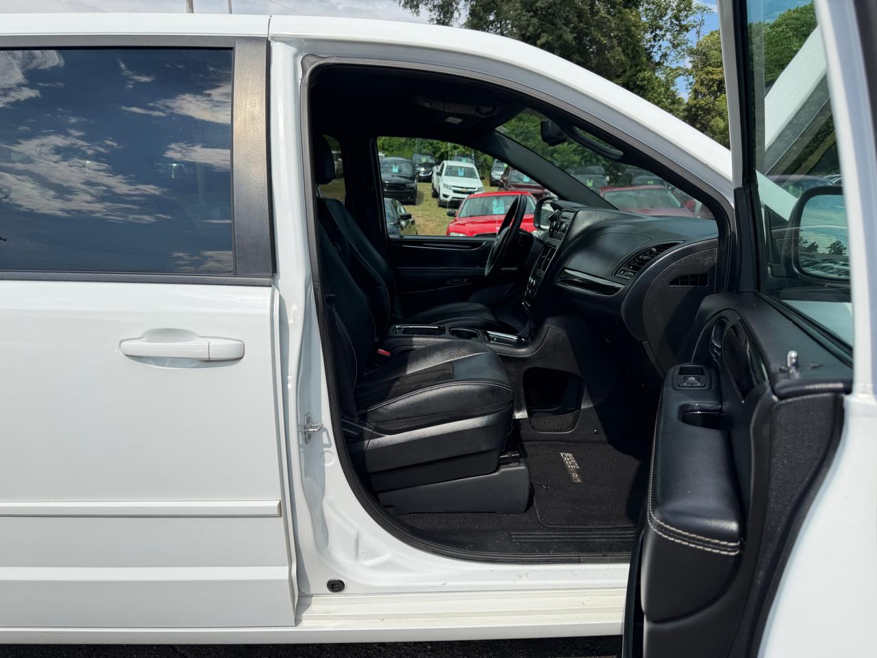 Dodge Grand Caravan SXT 2016