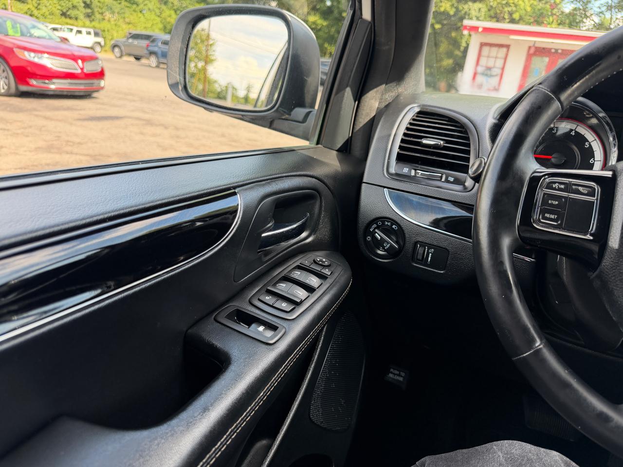 Dodge Grand Caravan SXT 2016