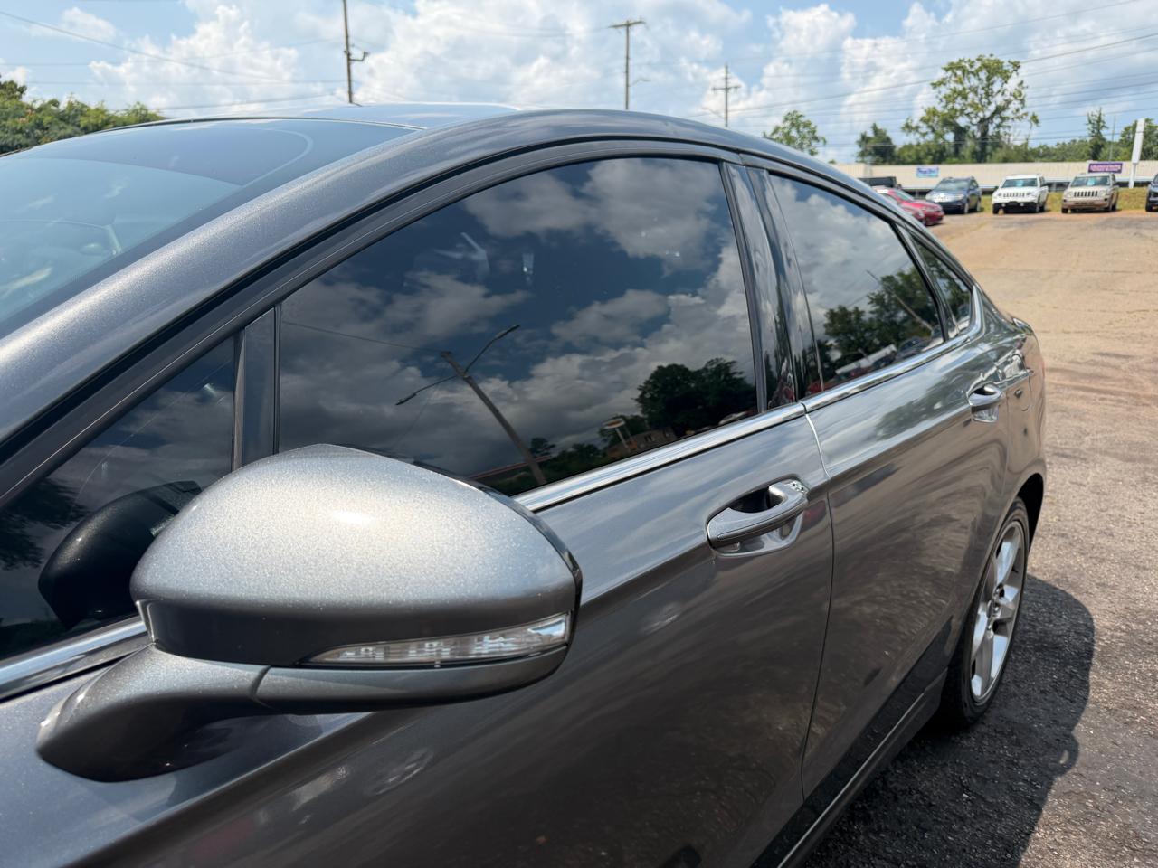 Ford Fusion SE 2014