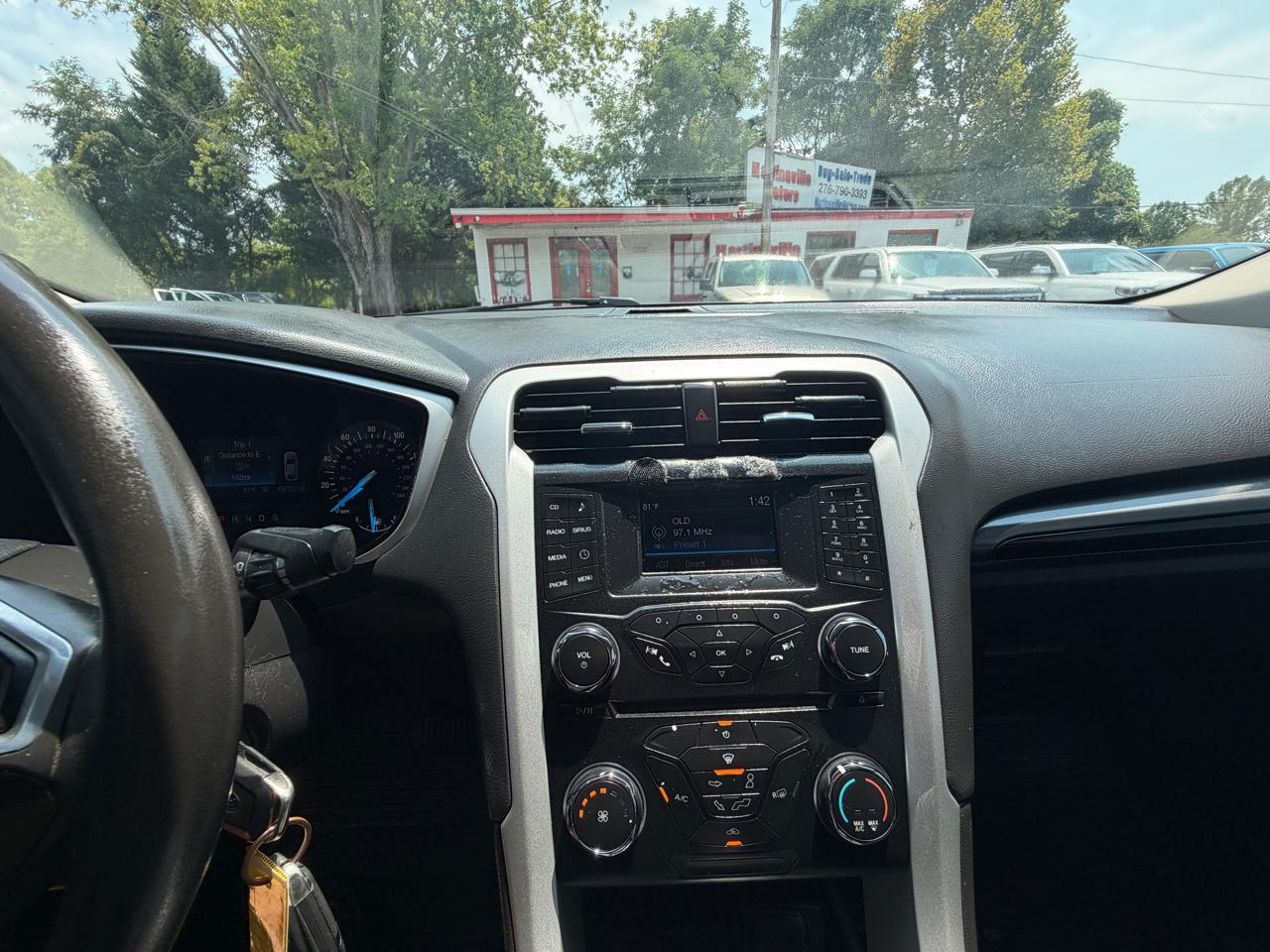 Ford Fusion SE 2014