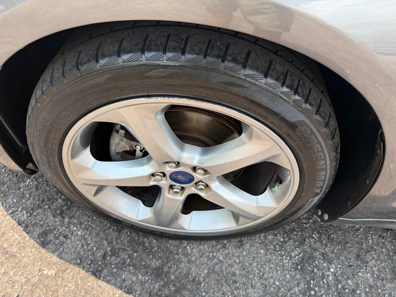 Ford Fusion SE 2014