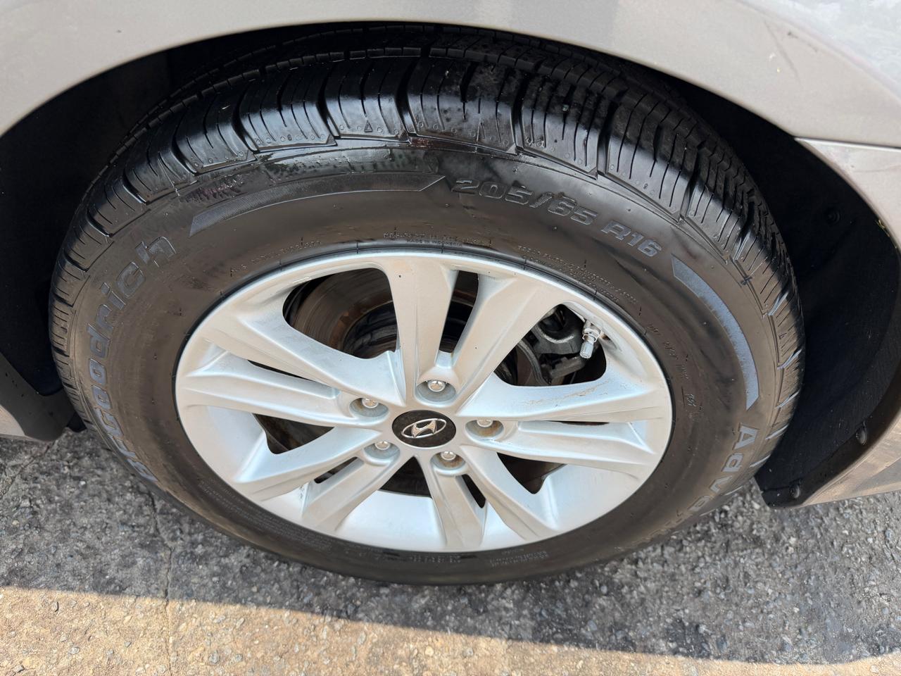 Hyundai Sonata GLS 2013