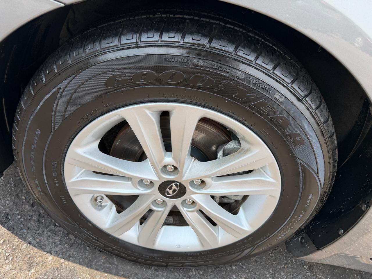 Hyundai Sonata GLS 2013