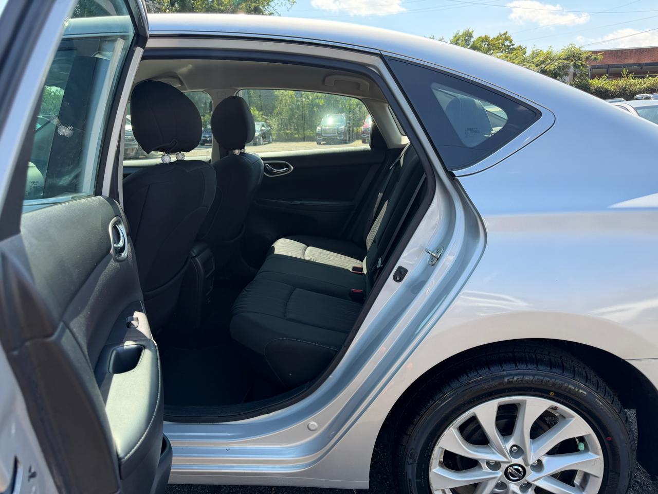 Nissan Sentra  2019