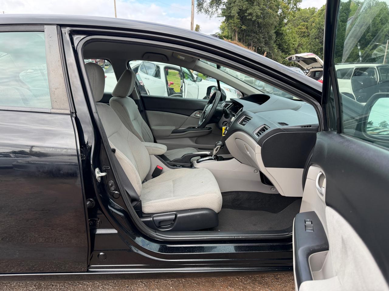 Honda Civic LX sedan 2013