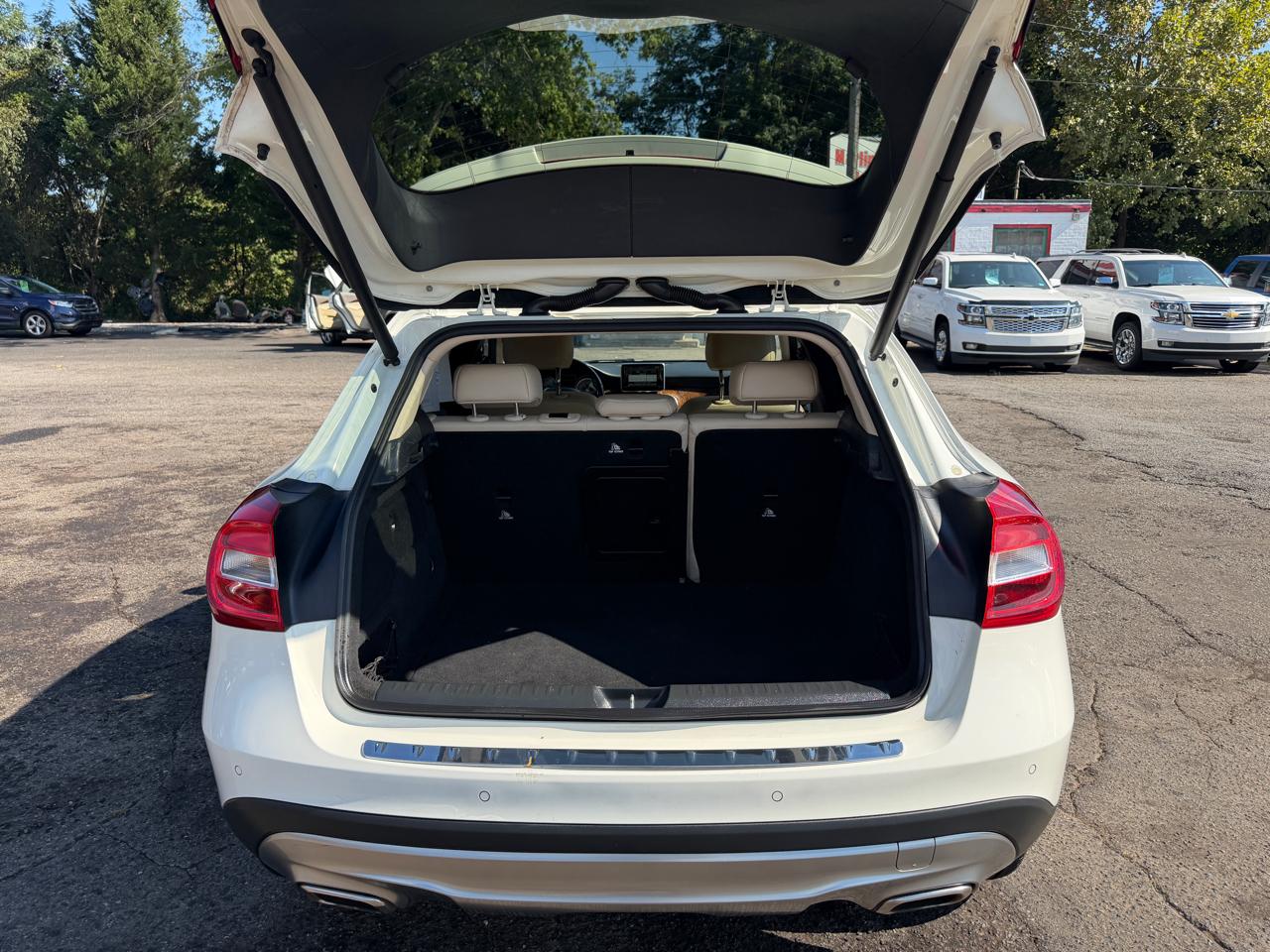 Mercedes-Benz GLA-Class GLA250 2015
