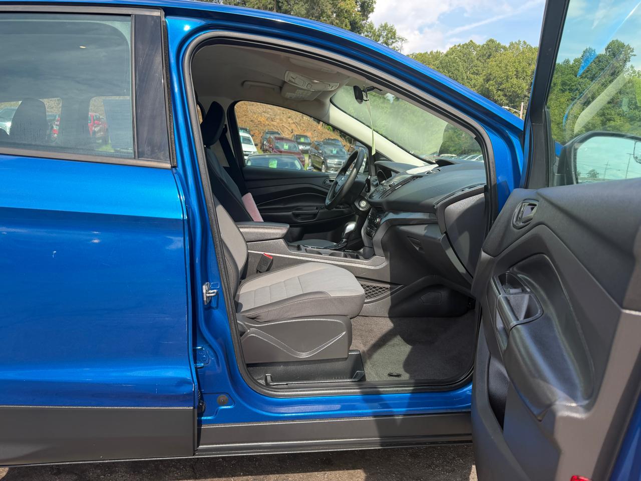 Ford Escape S FWD 2019