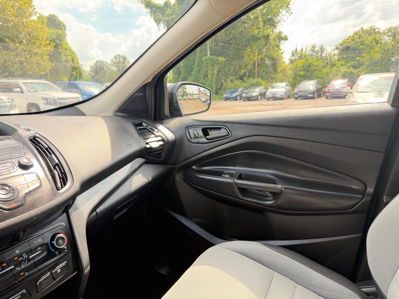 Ford Escape S FWD 2019