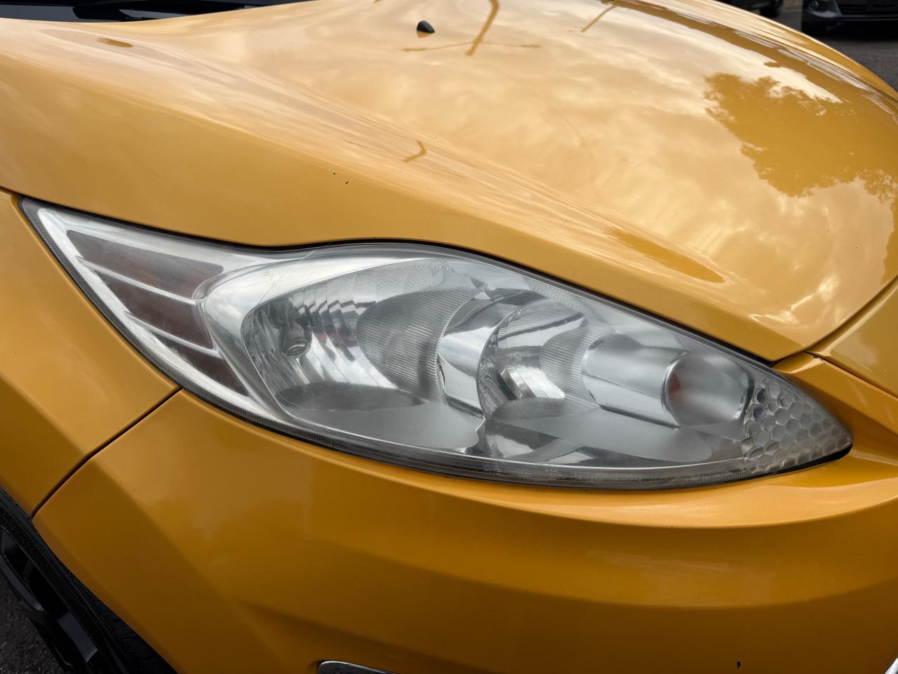Ford Fiesta SES Hatchback 2011