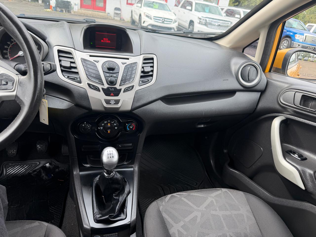 Ford Fiesta SES Hatchback 2011