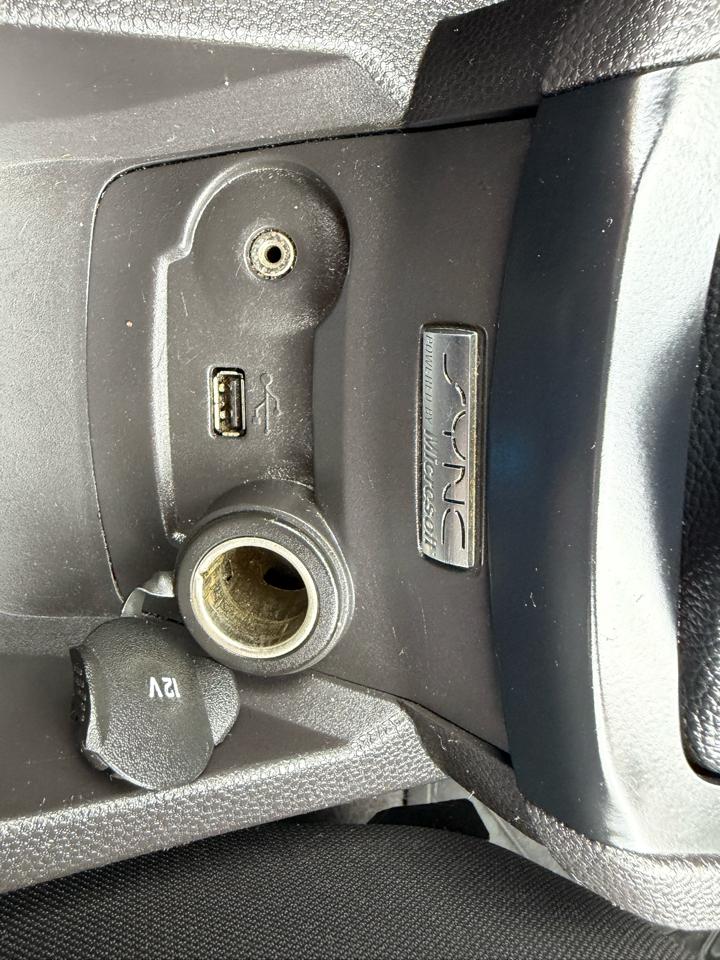 Ford Fiesta SES Hatchback 2011
