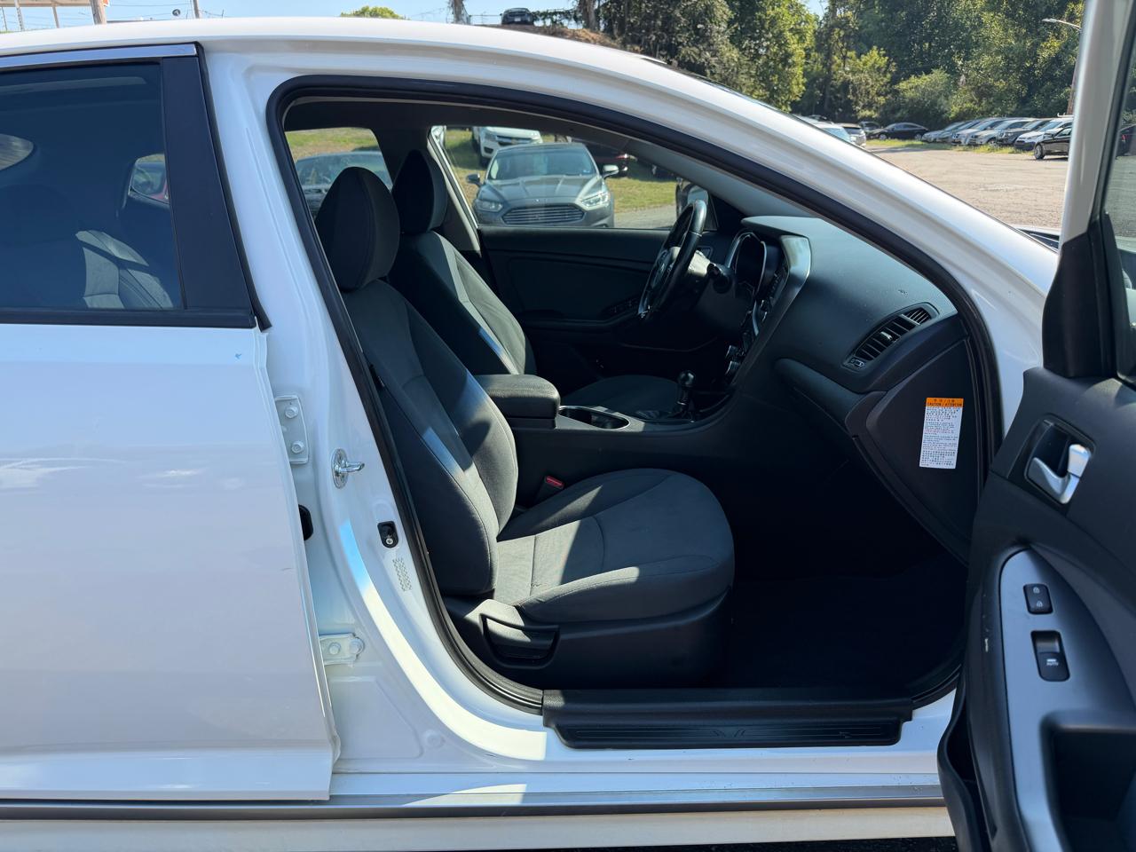 Kia Optima Hybrid LX 2015