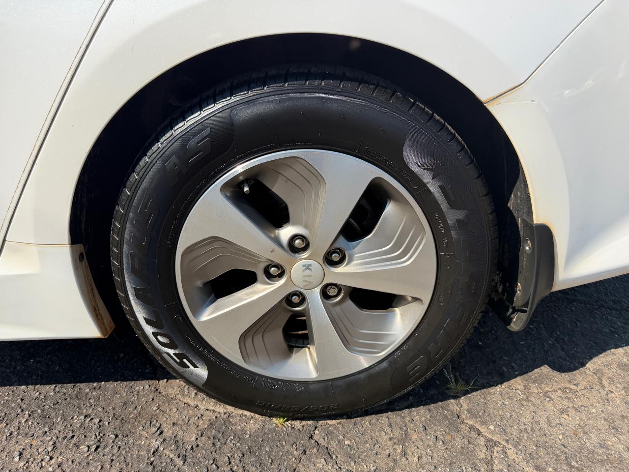Kia Optima Hybrid LX 2015