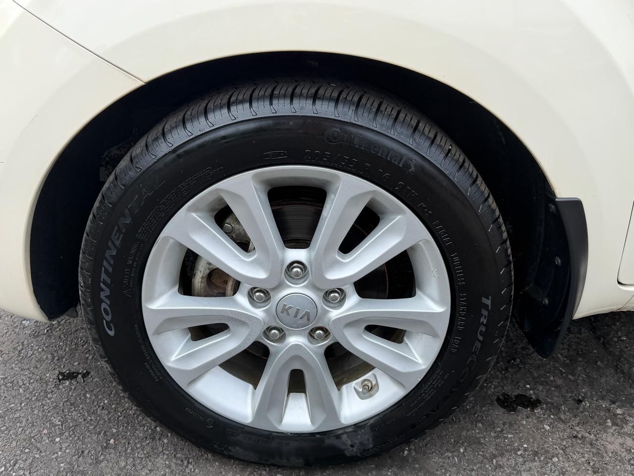 Kia Soul Base 2013