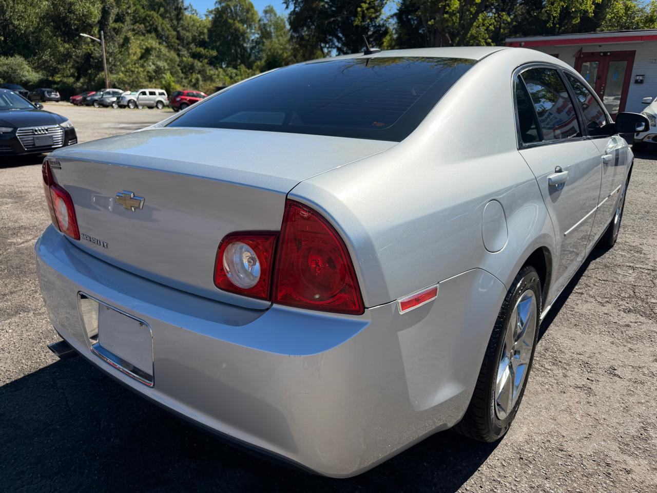 Chevrolet Malibu 1LT 2011