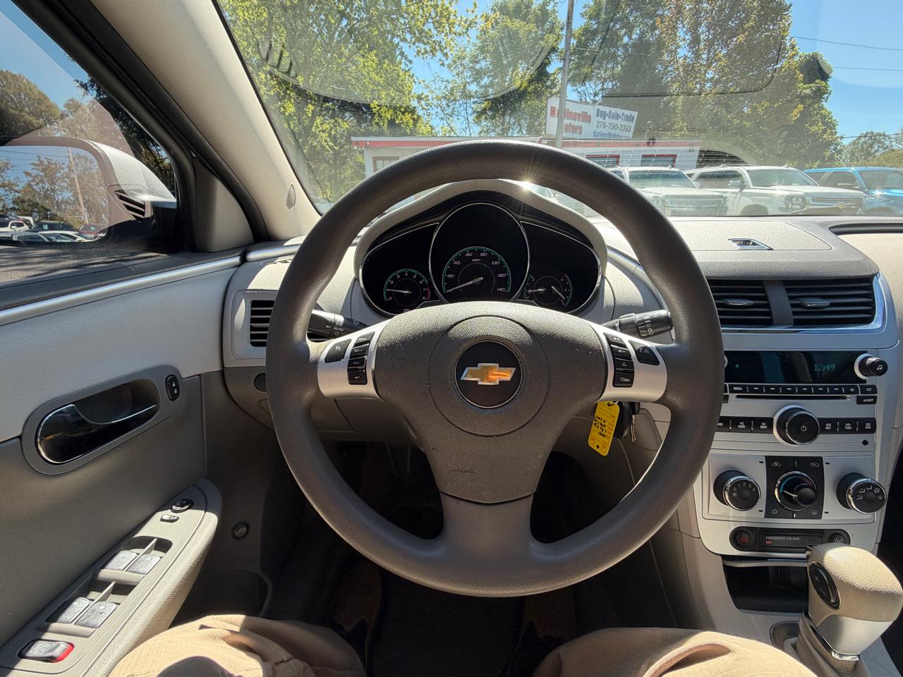 Chevrolet Malibu 1LT 2011