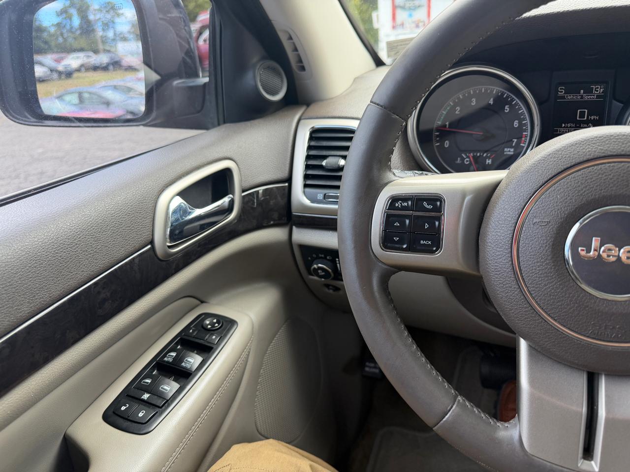 Jeep Grand Cherokee Laredo 2013