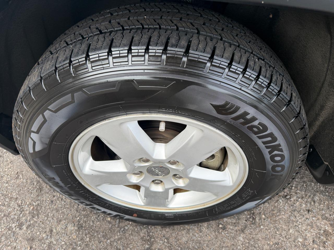 Jeep Grand Cherokee Laredo 2013