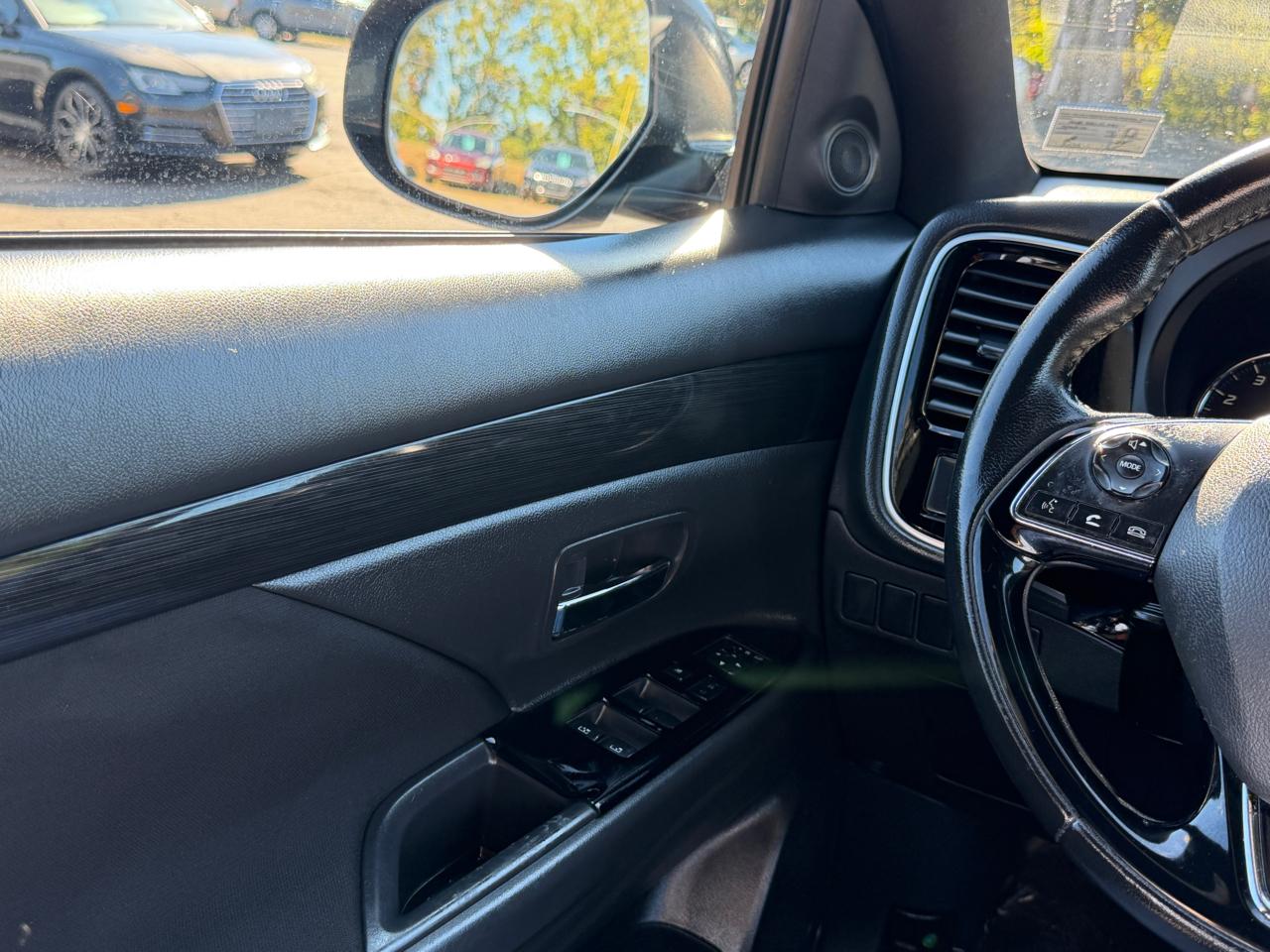 Mitsubishi Outlander SEL 2018