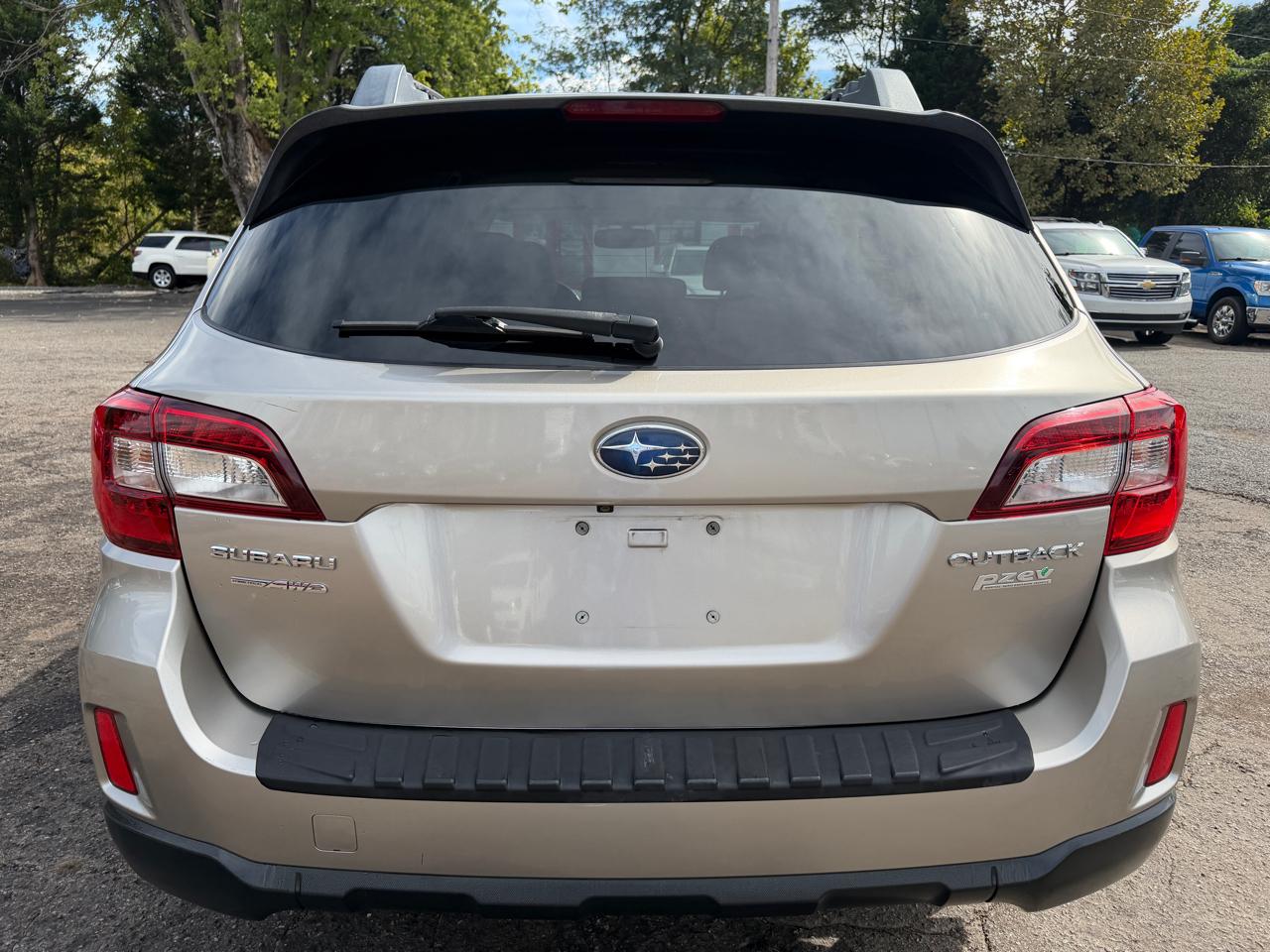 Subaru Outback  2015