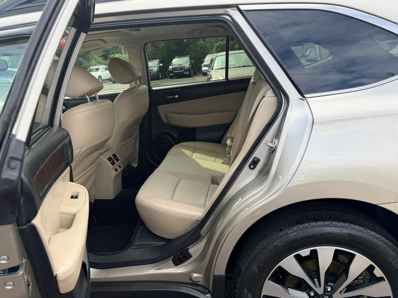 Subaru Outback  2015