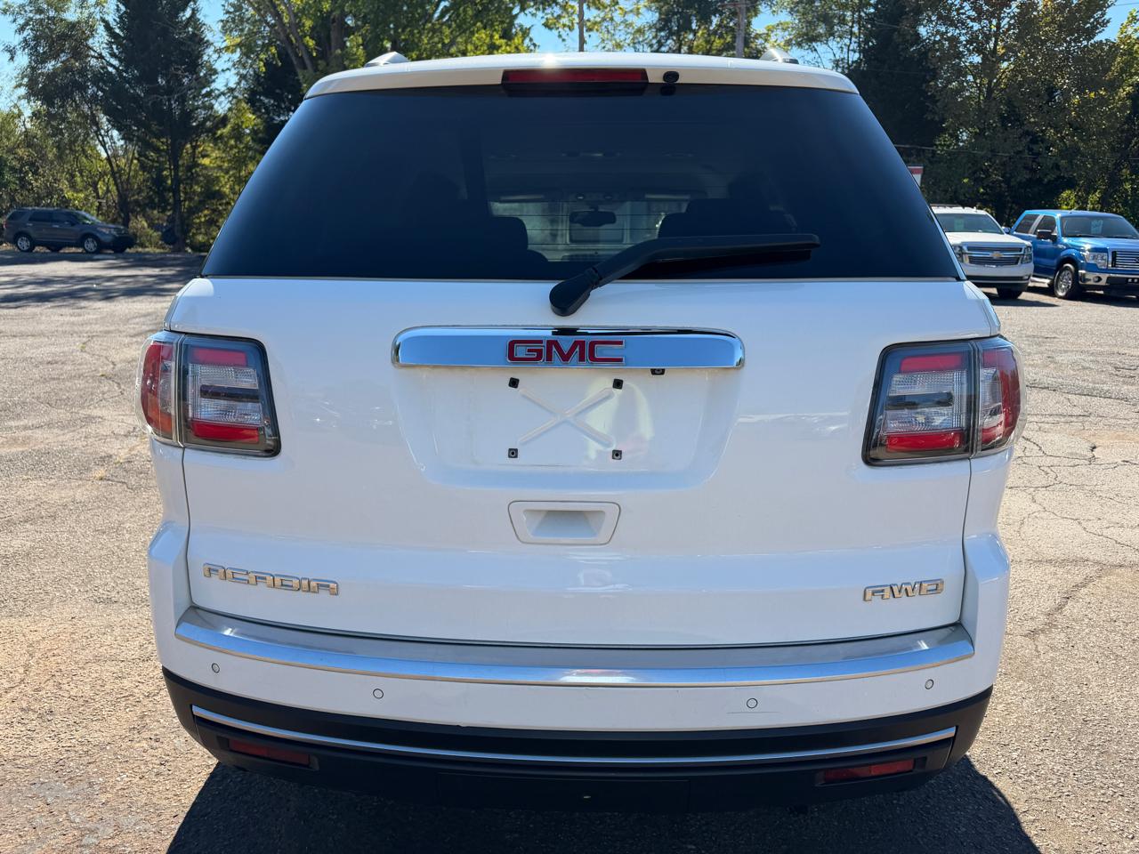 GMC Acadia SLE-2 AWD 2015